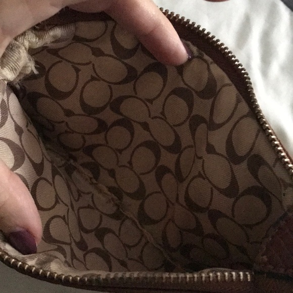 Coach - Picture 3 of 3